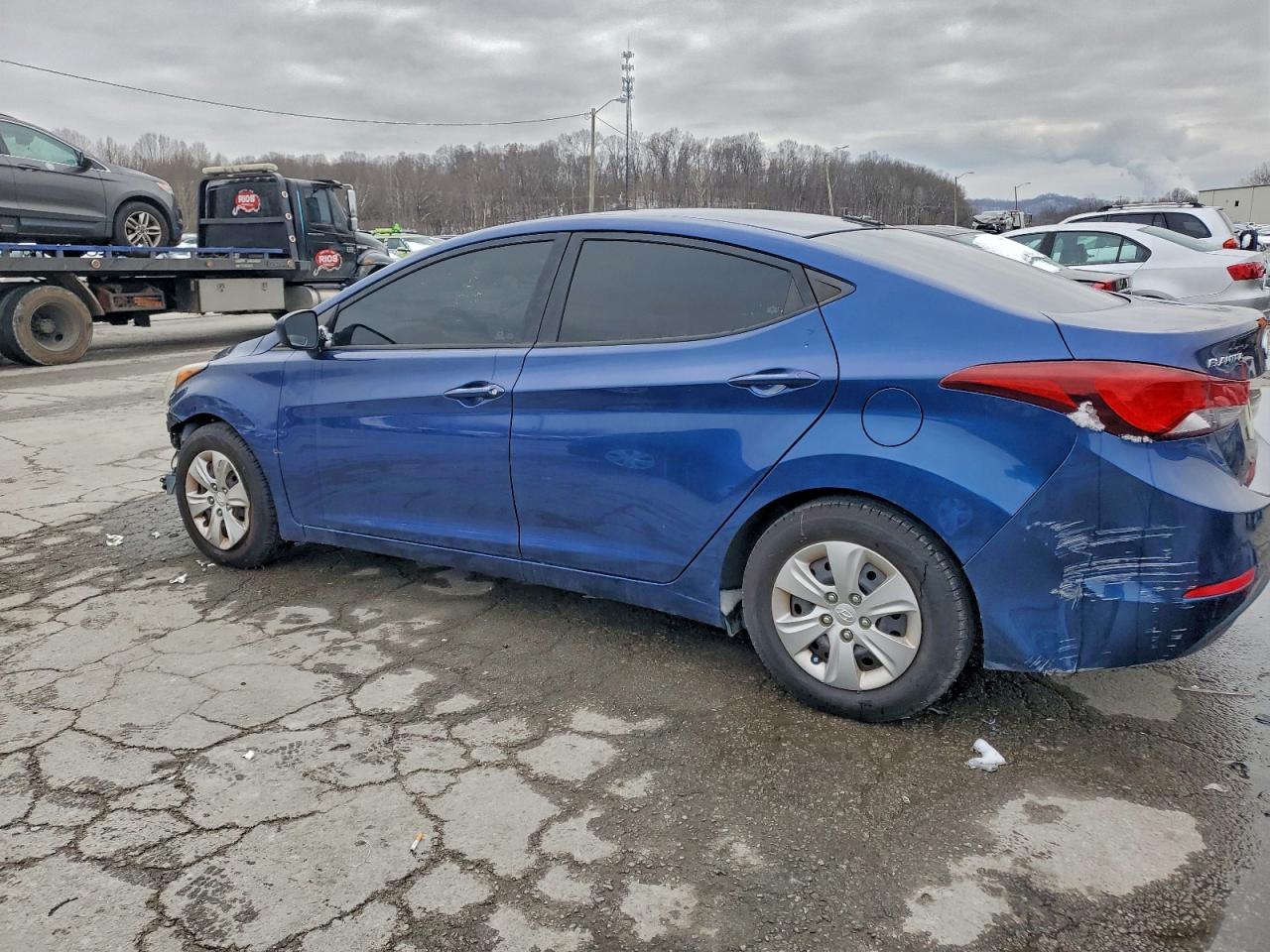 2016 HYUNDAI ELANTRA SE photo 3