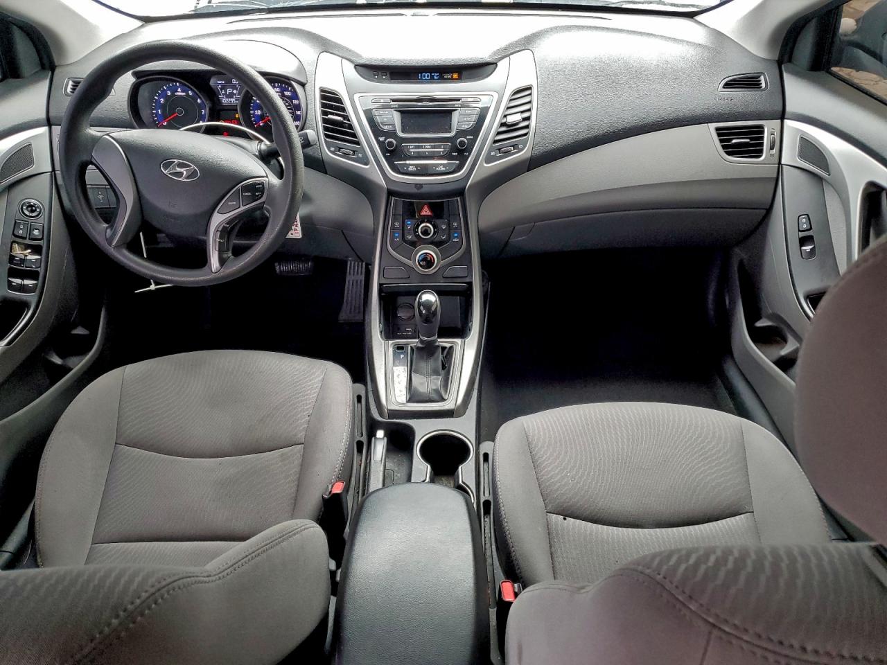 2016 HYUNDAI ELANTRA SE photo 15