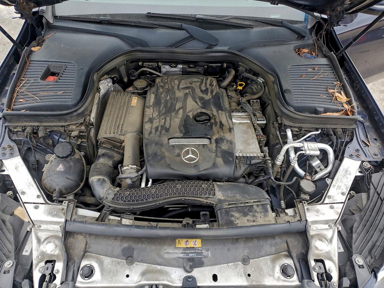 2017 MERCEDES-BENZ GLC 300 photo 23