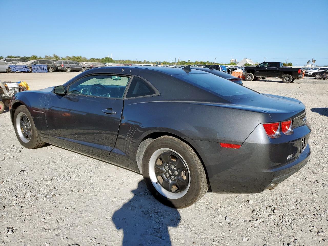 2011 CHEVROLET CAMARO LS photo 4