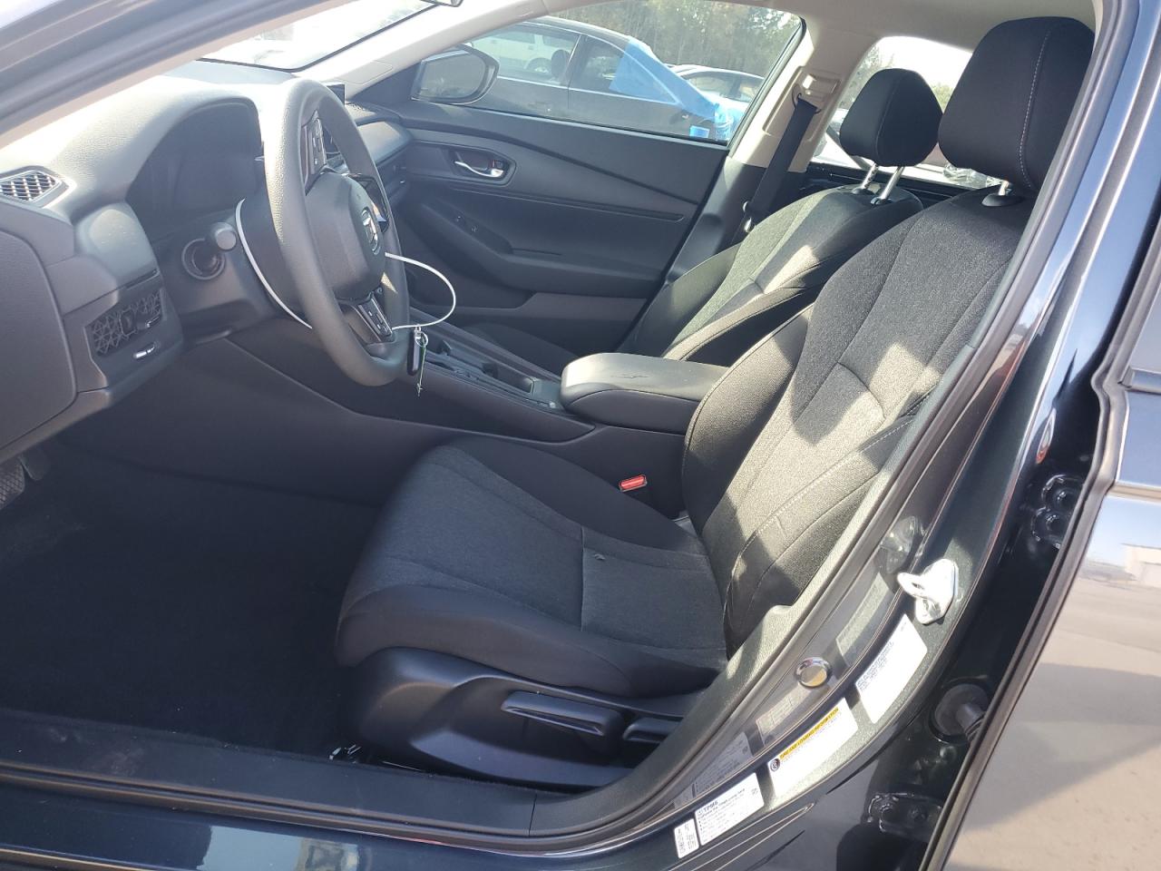 2024 HONDA ACCORD LX photo 7