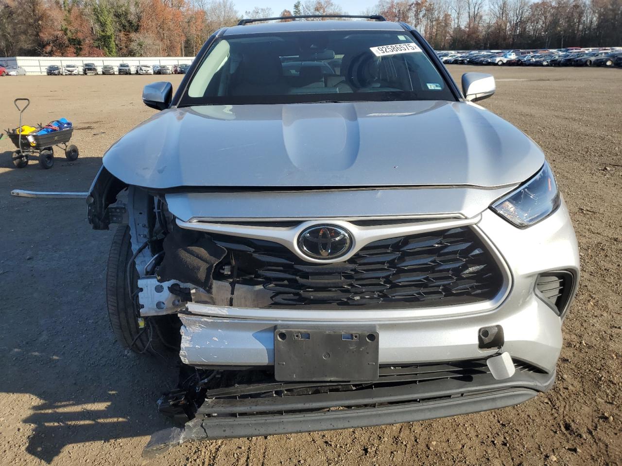 2022 TOYOTA HIGHLANDER L photo 5