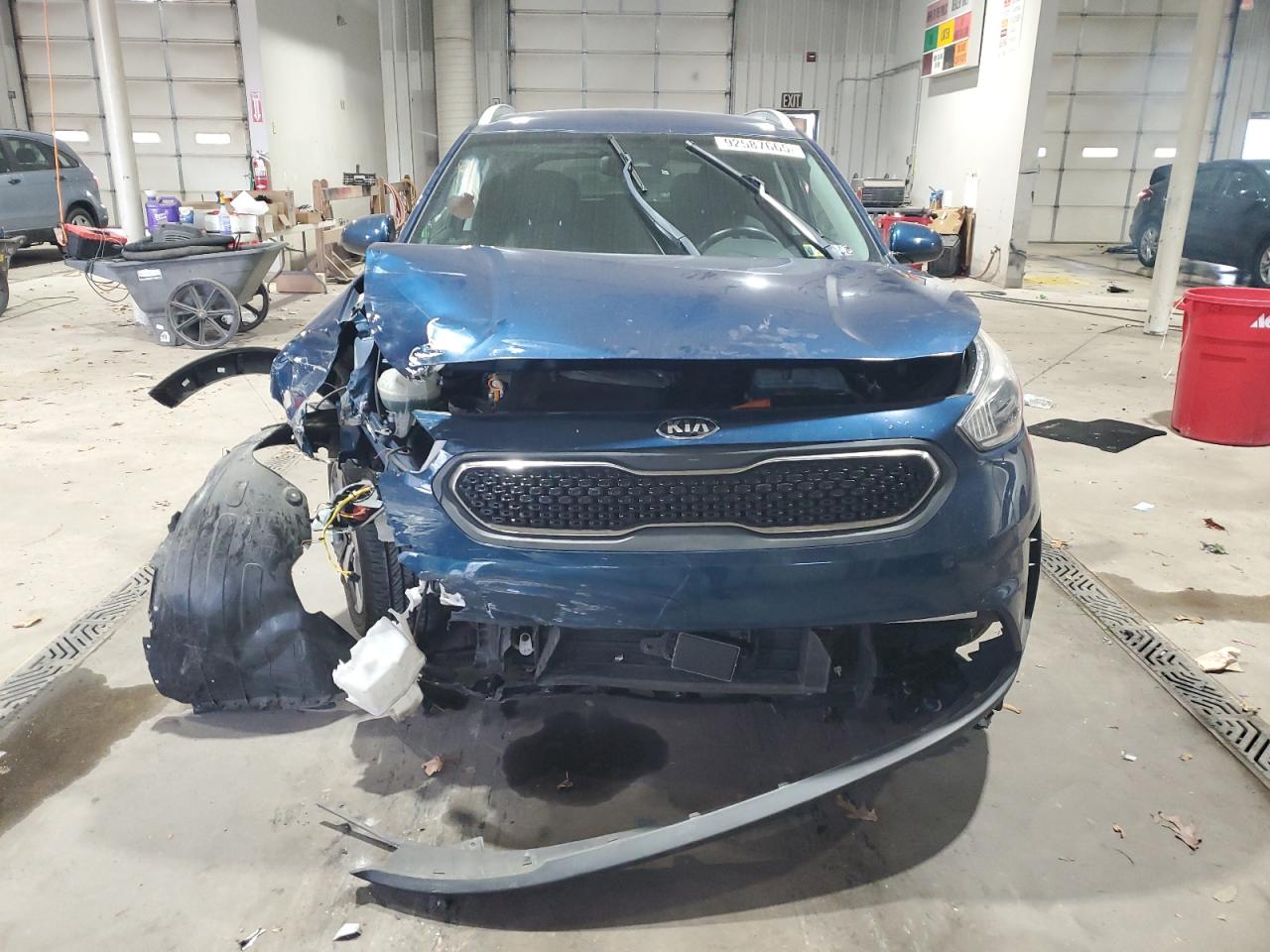 2017 KIA NIRO FE photo 5