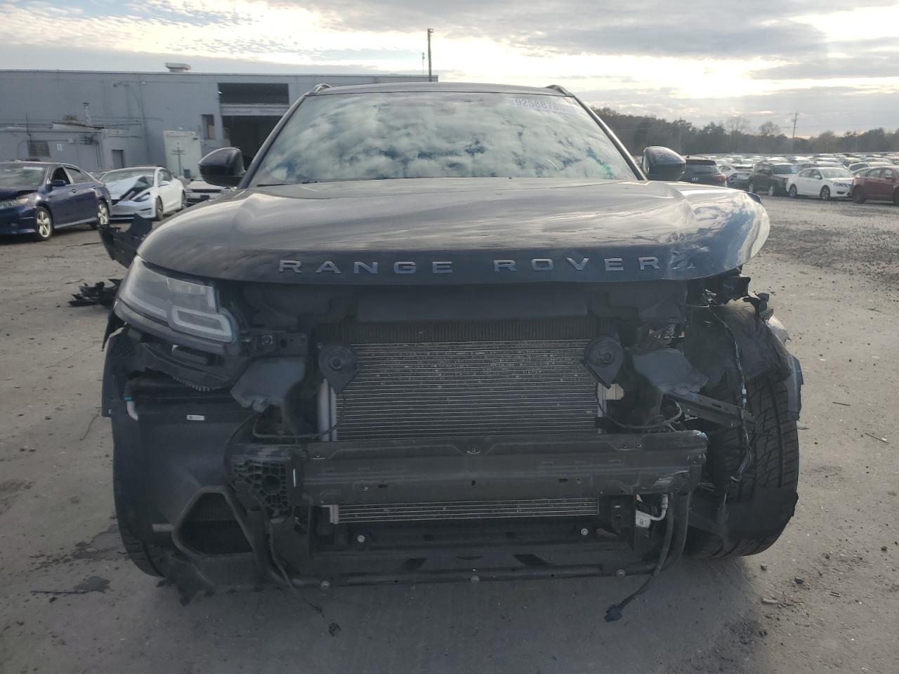 2018 LAND ROVER RANGE ROVER VELAR R-DYNAMIC SE photo 5