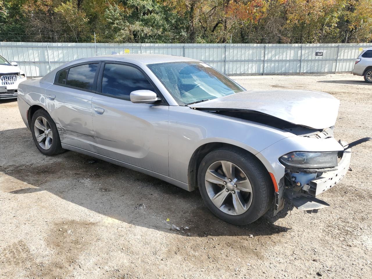 2016 DODGE CHARGER SXT photo 4