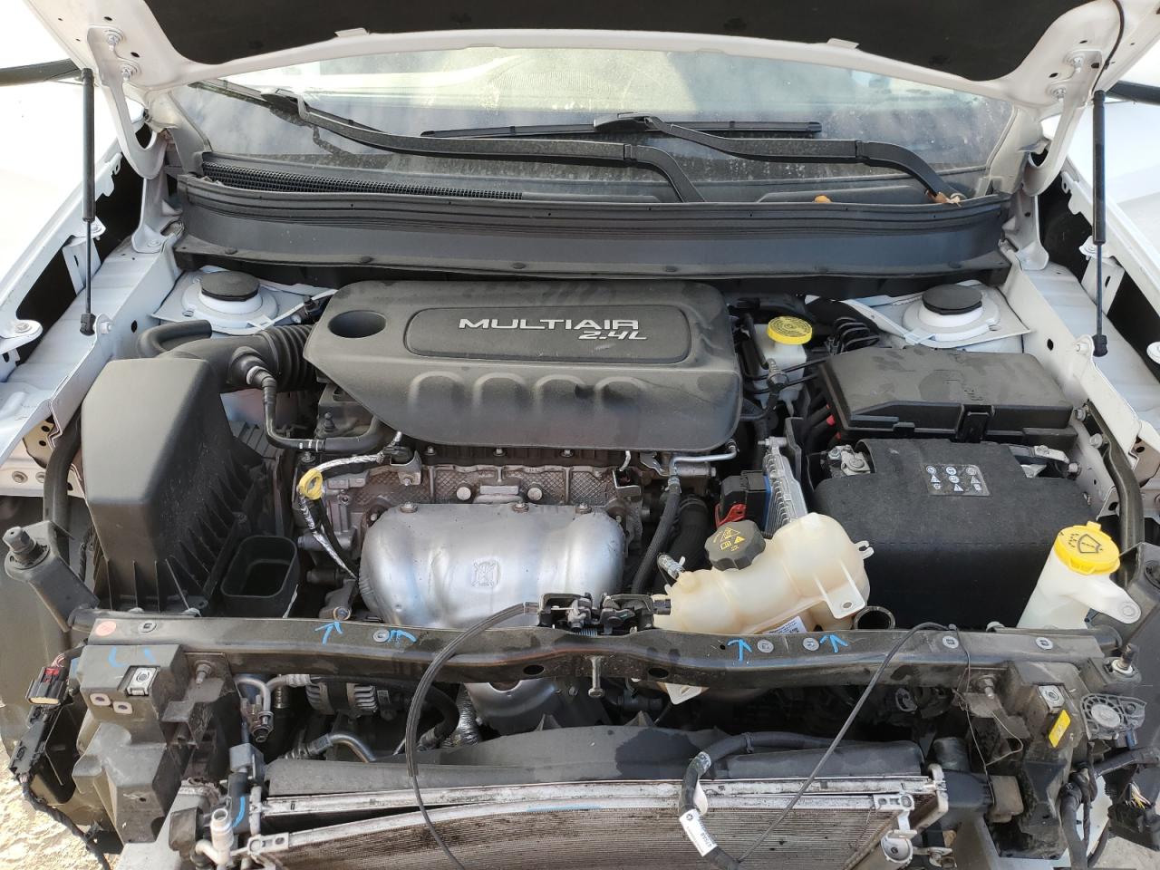 2019 JEEP CHEROKEE LATITUDE photo 23