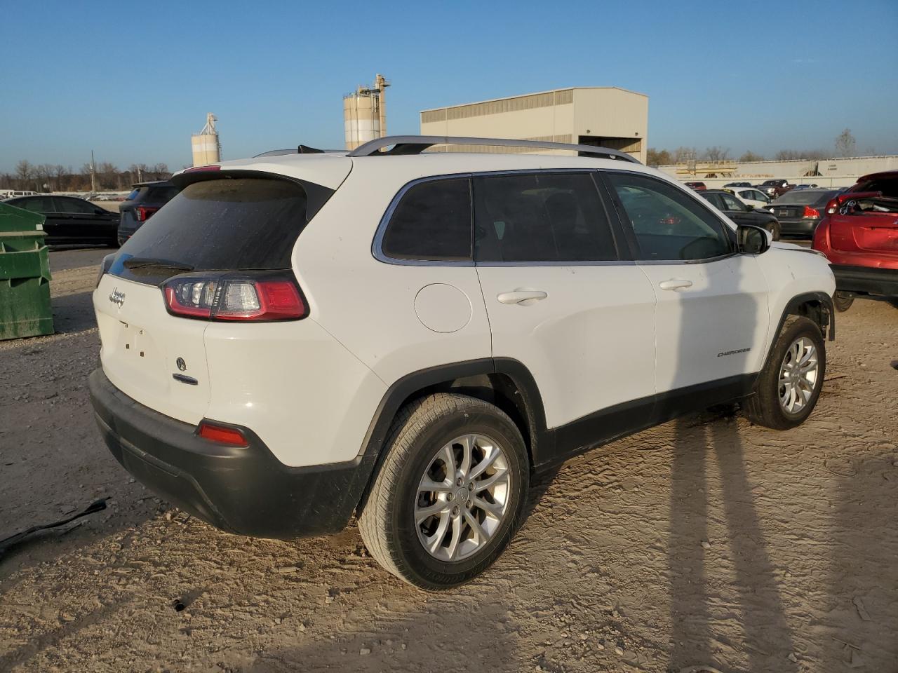 2019 JEEP CHEROKEE LATITUDE photo 5