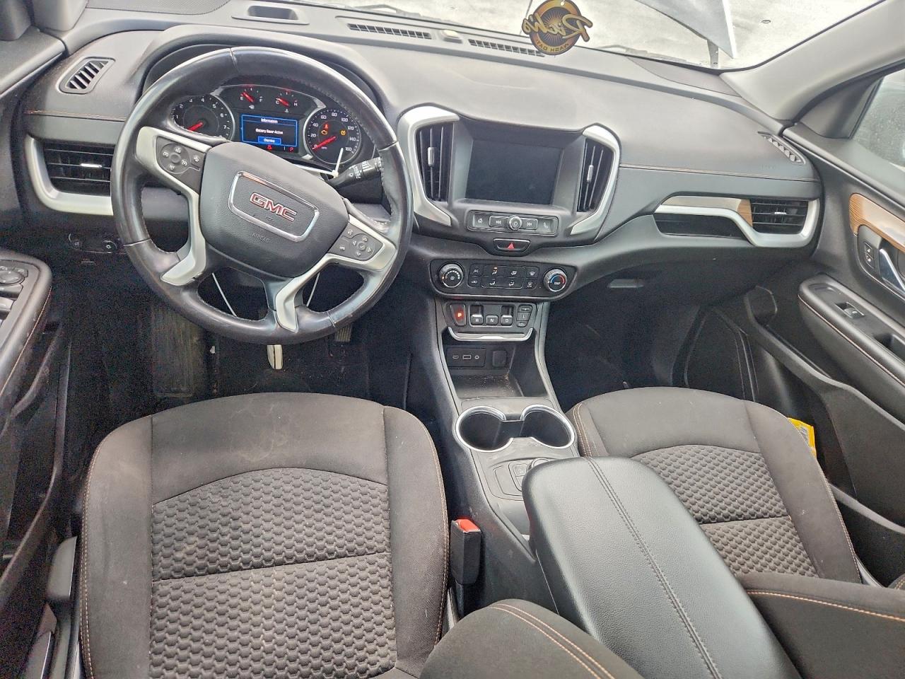 2020 GMC TERRAIN SLE photo 22