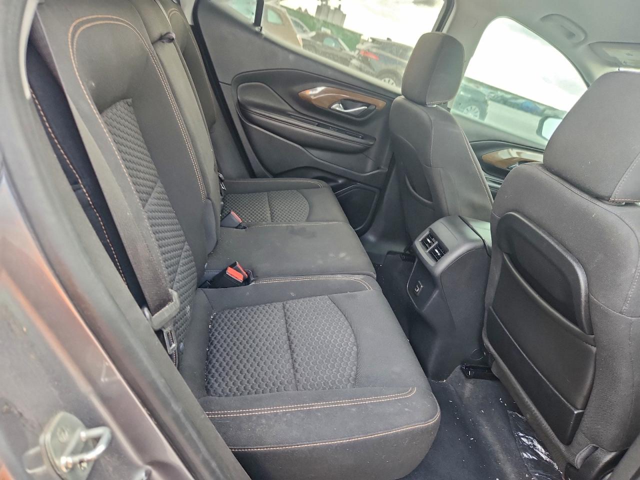 2020 GMC TERRAIN SLE photo 31