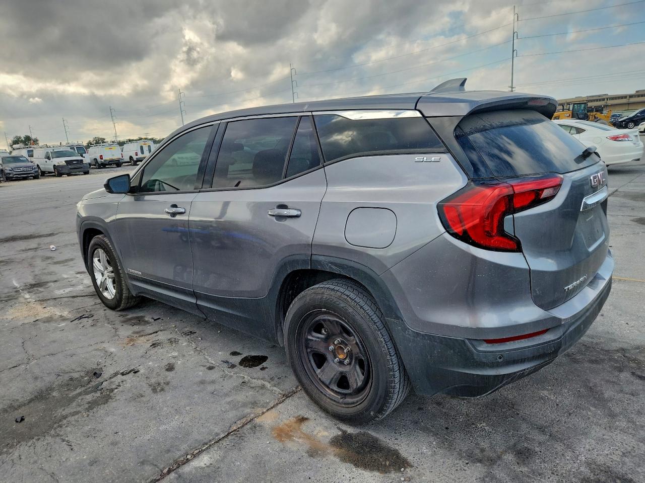 2020 GMC TERRAIN SLE photo 4