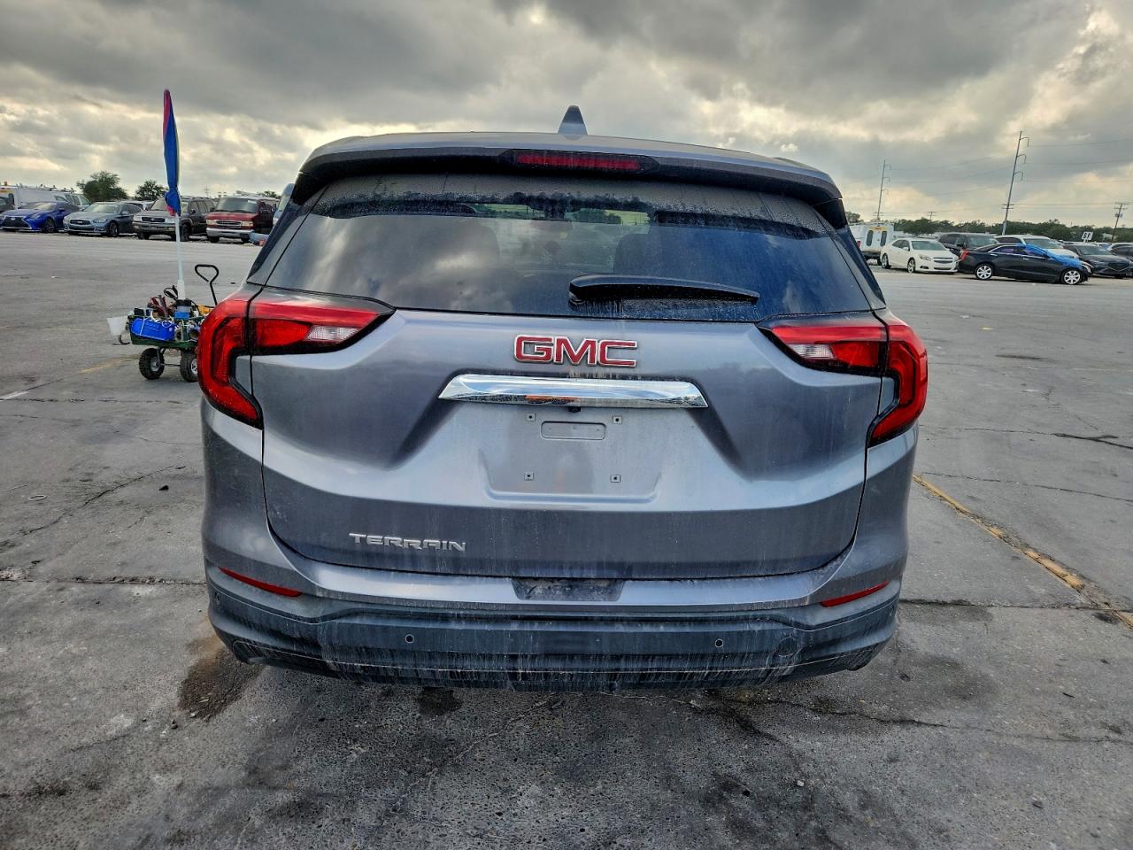2020 GMC TERRAIN SLE photo 16