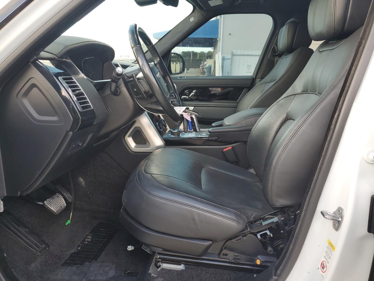 2018 LAND ROVER RANGE ROVER SUPERCHARGED photo 19