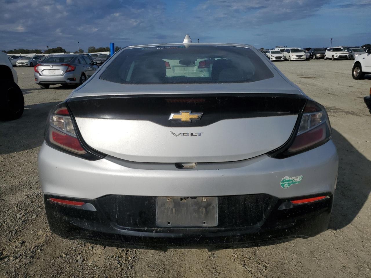 2017 CHEVROLET VOLT LT photo 6