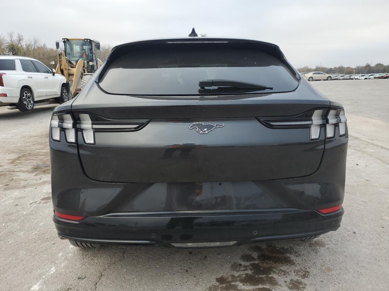 2021 FORD MUSTANG MACH-E PREMIUM photo 6