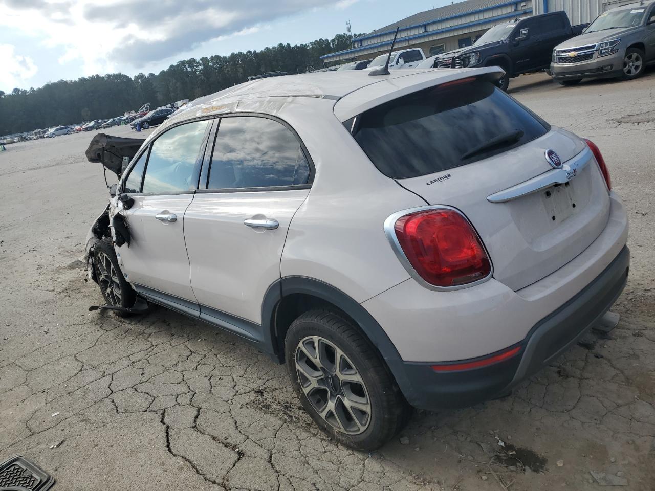 2016 FIAT 500X TREKKING photo 2