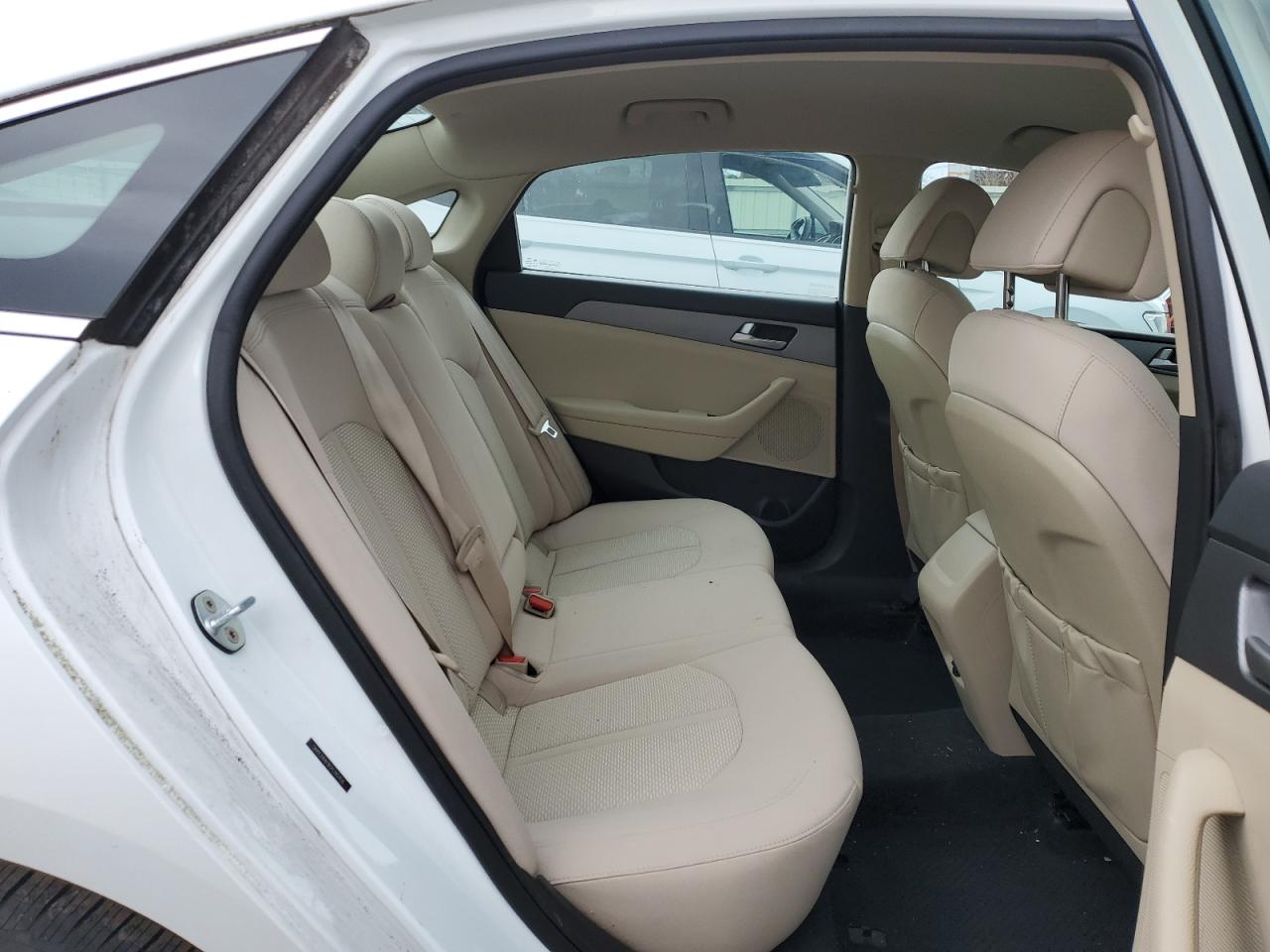 2016 HYUNDAI SONATA SE photo 10