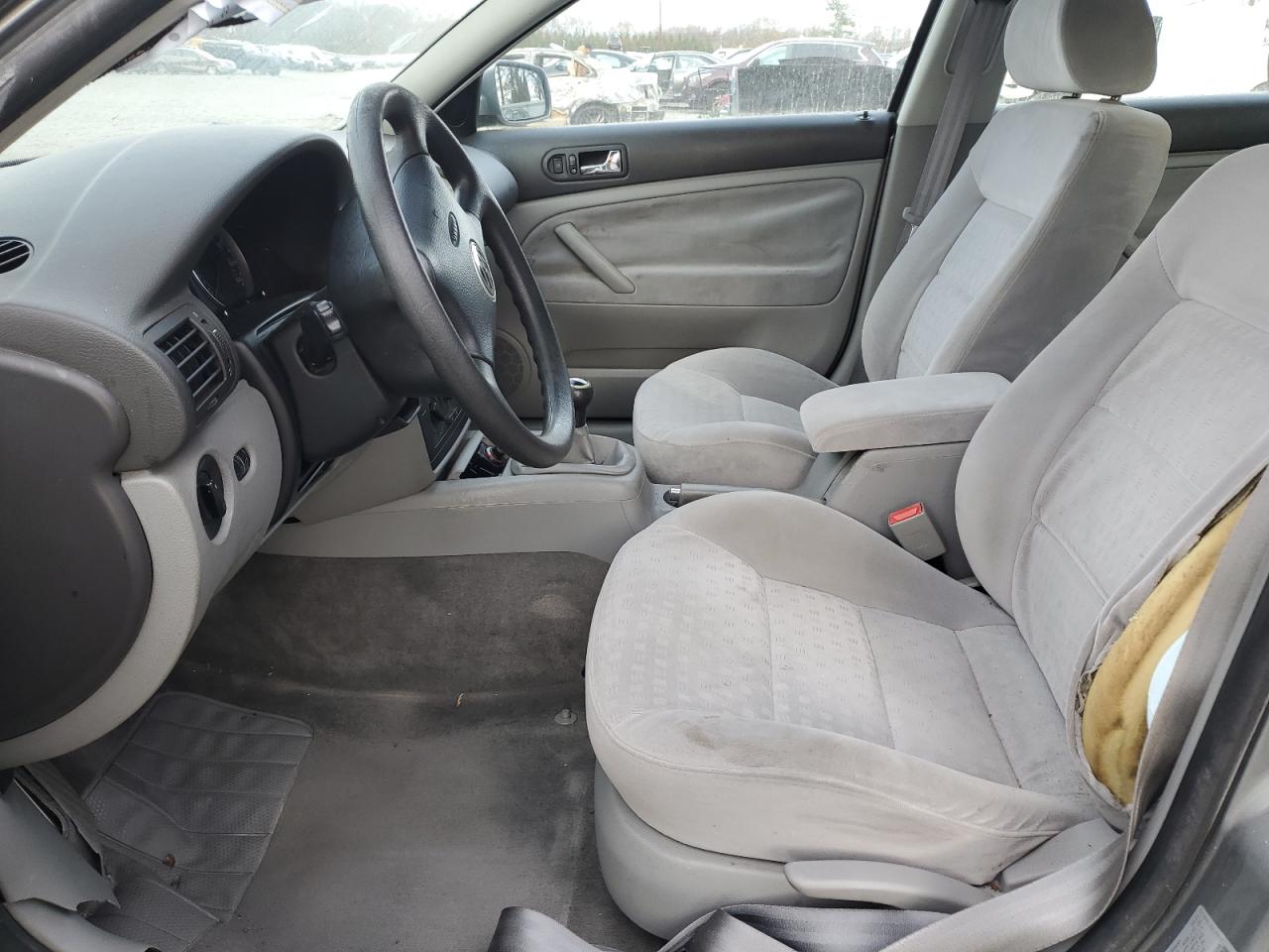 2003 VOLKSWAGEN PASSAT GLS photo 19