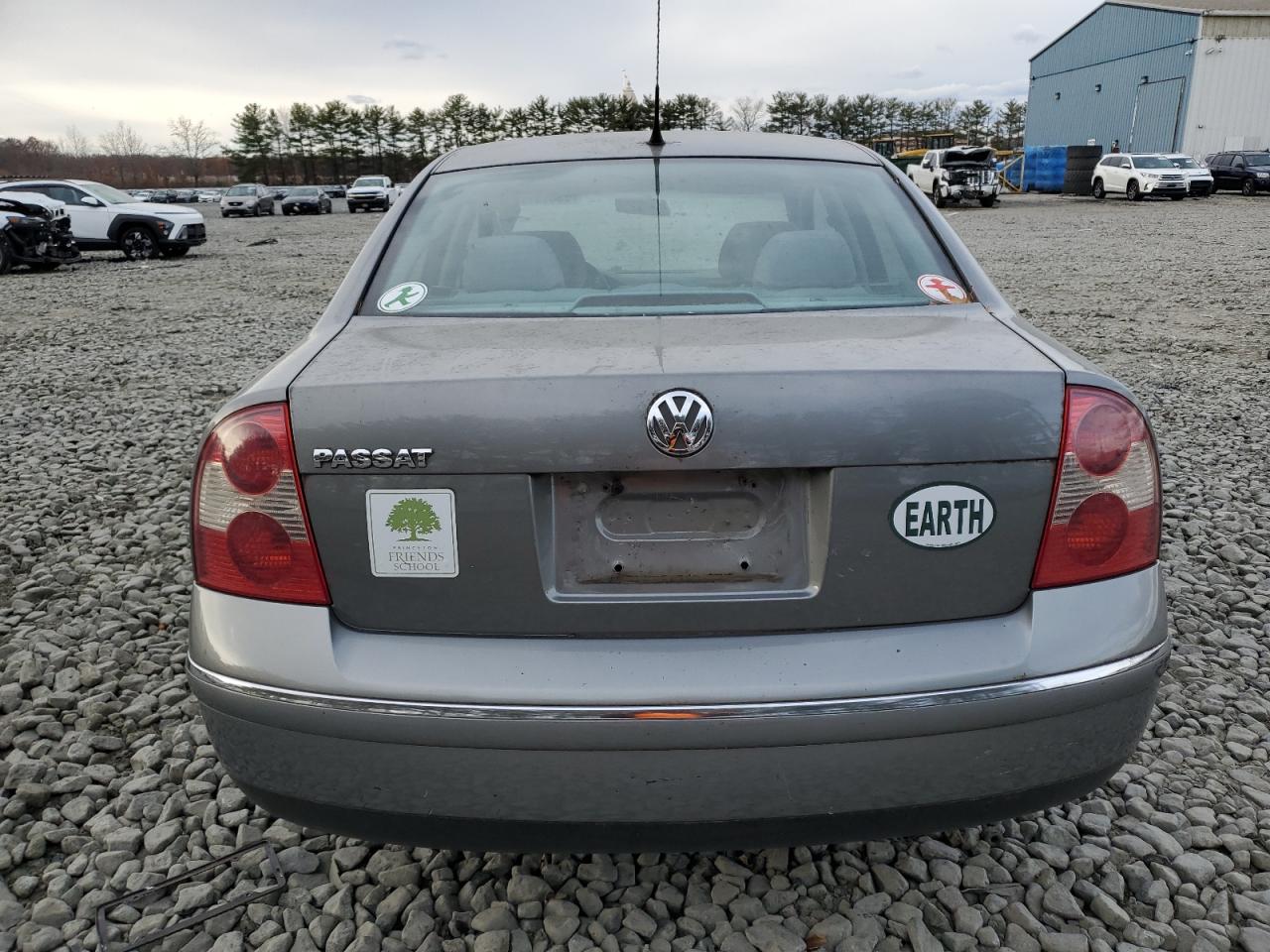 2003 VOLKSWAGEN PASSAT GLS photo 16