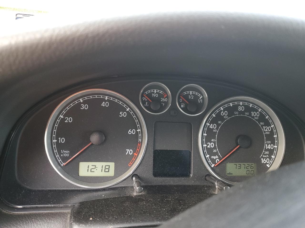 2003 VOLKSWAGEN PASSAT GLS photo 25