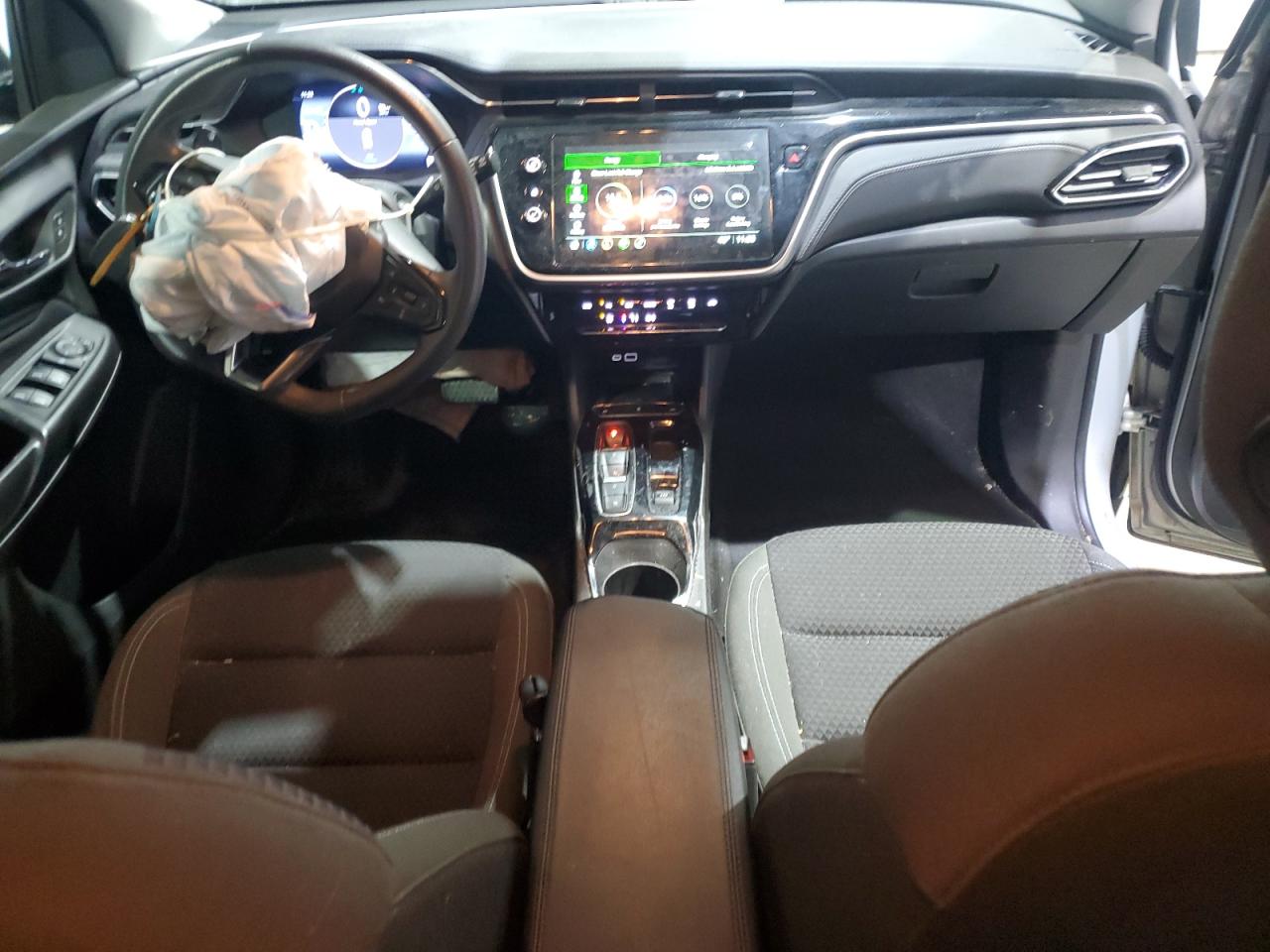 2023 CHEVROLET BOLT EUV LT photo 22