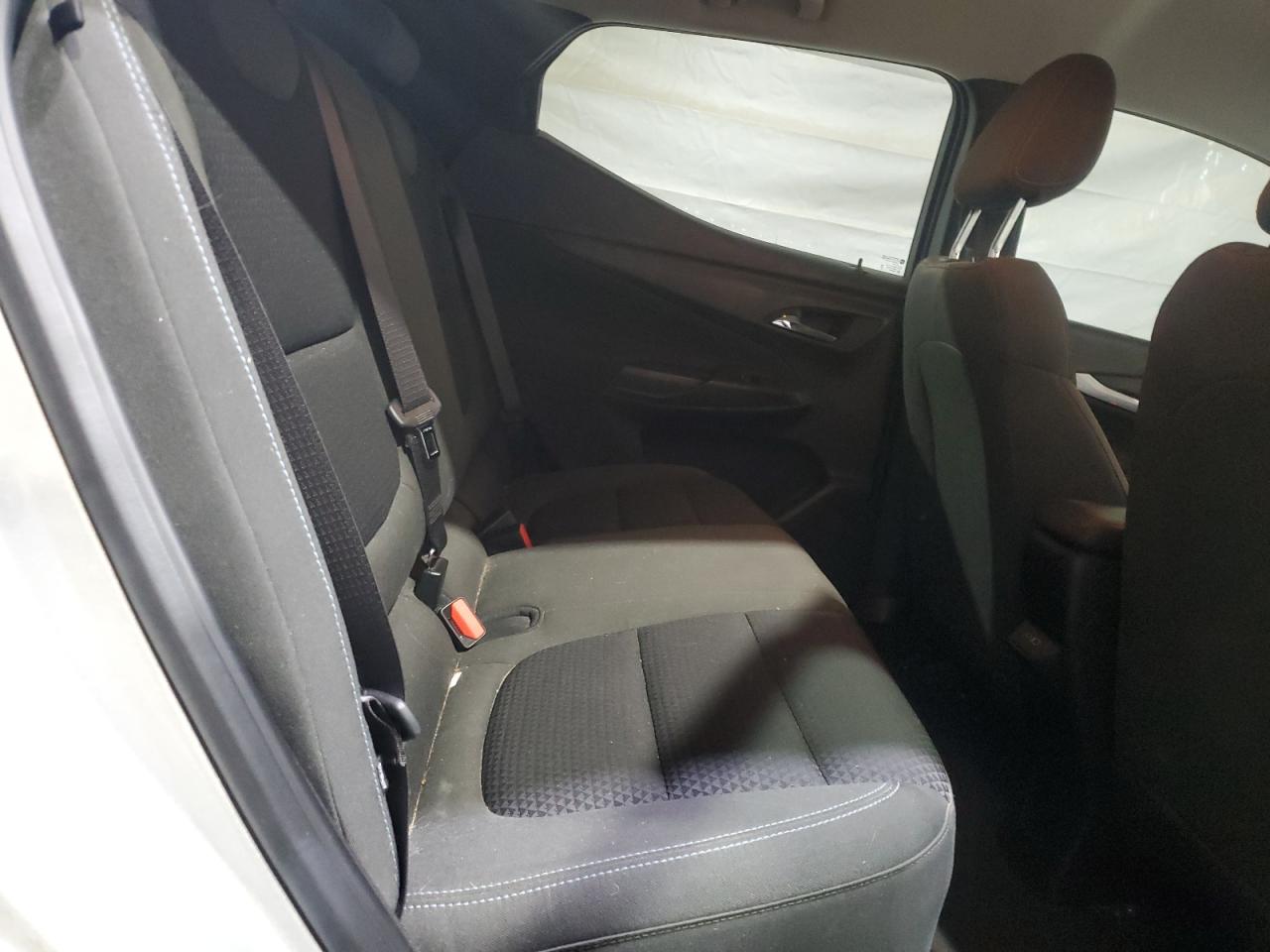 2023 CHEVROLET BOLT EUV LT photo 28