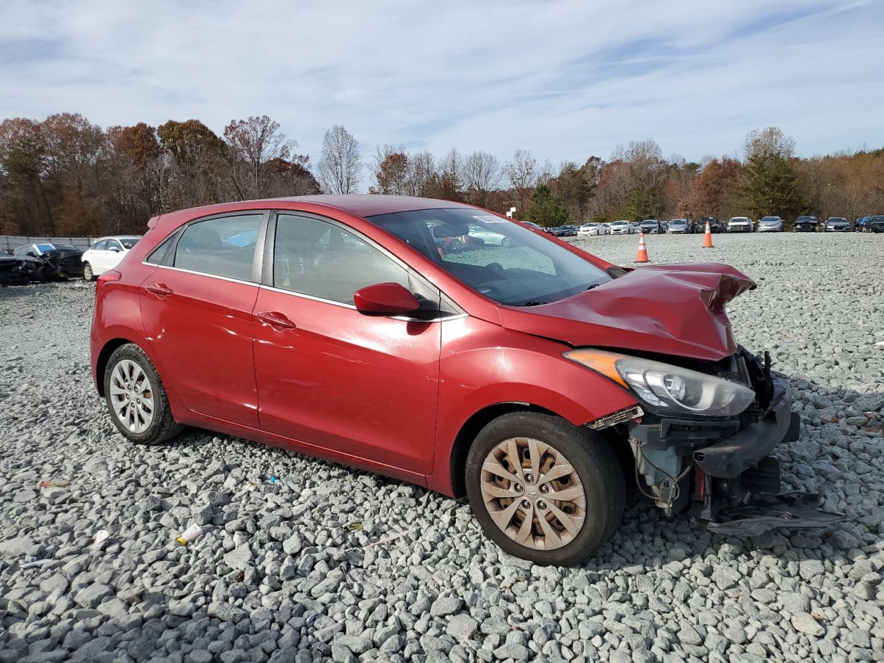 2017 HYUNDAI ELANTRA GT photo 4