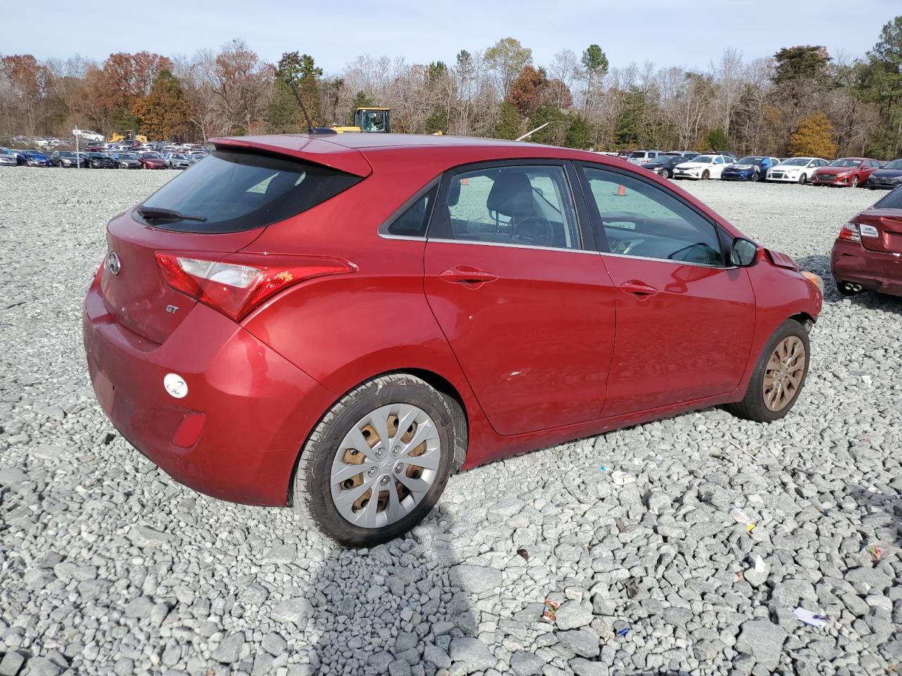 2017 HYUNDAI ELANTRA GT photo 3