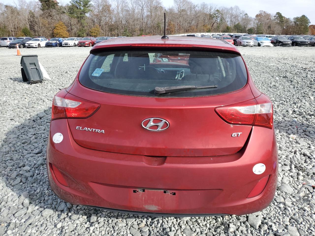 2017 HYUNDAI ELANTRA GT photo 6