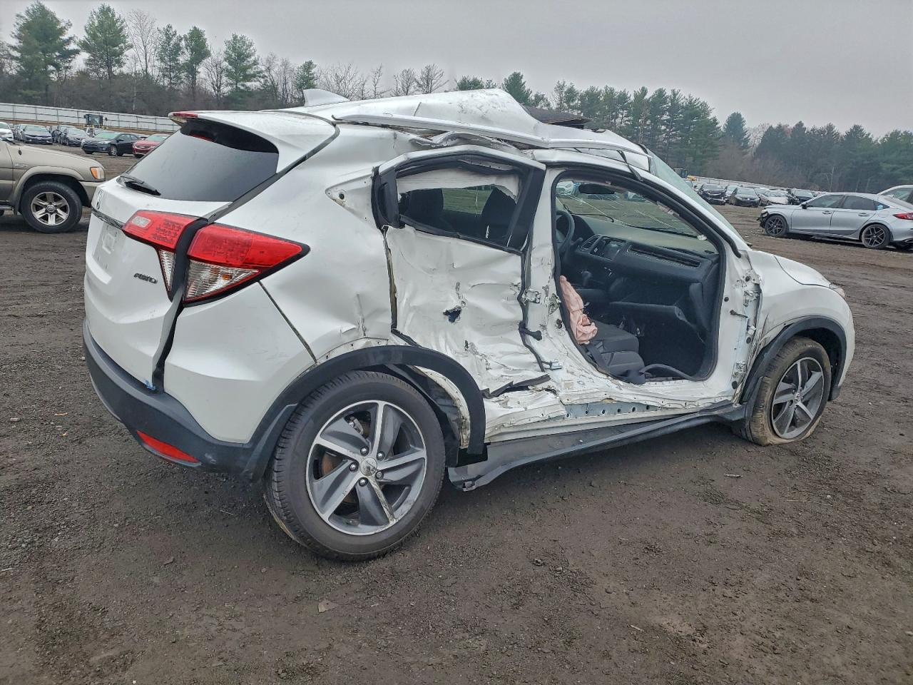 2021 HONDA HR-V EX photo 3