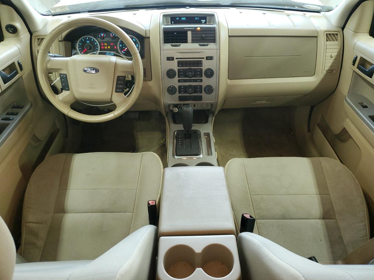 2011 FORD ESCAPE photo 15