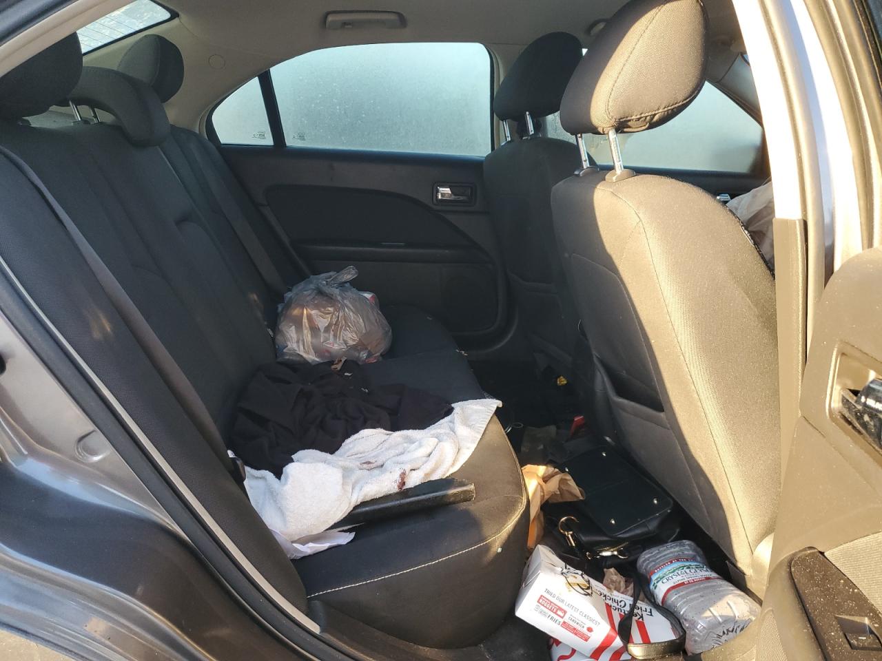 2012 FORD FUSION SE photo 19