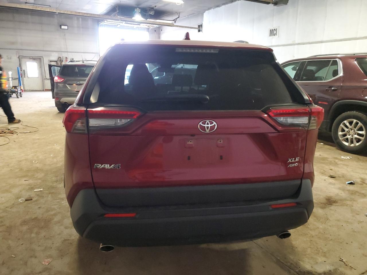 2022 TOYOTA RAV4 XLE photo 11
