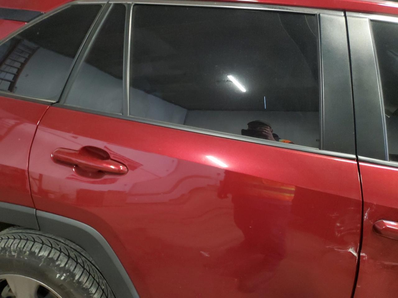 2022 TOYOTA RAV4 XLE photo 19