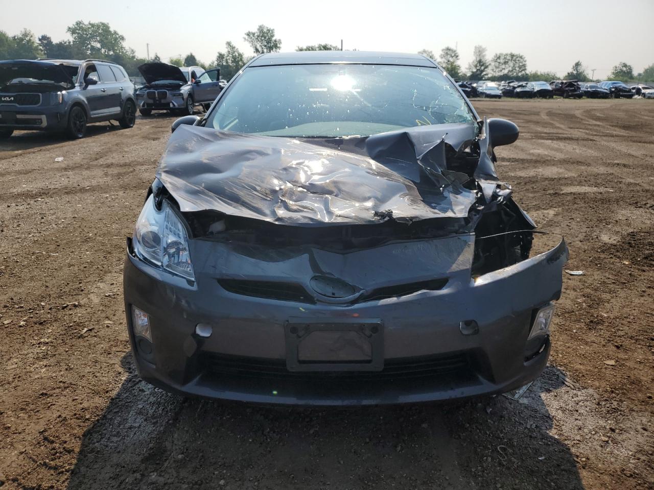 2011 TOYOTA PRIUS photo 9