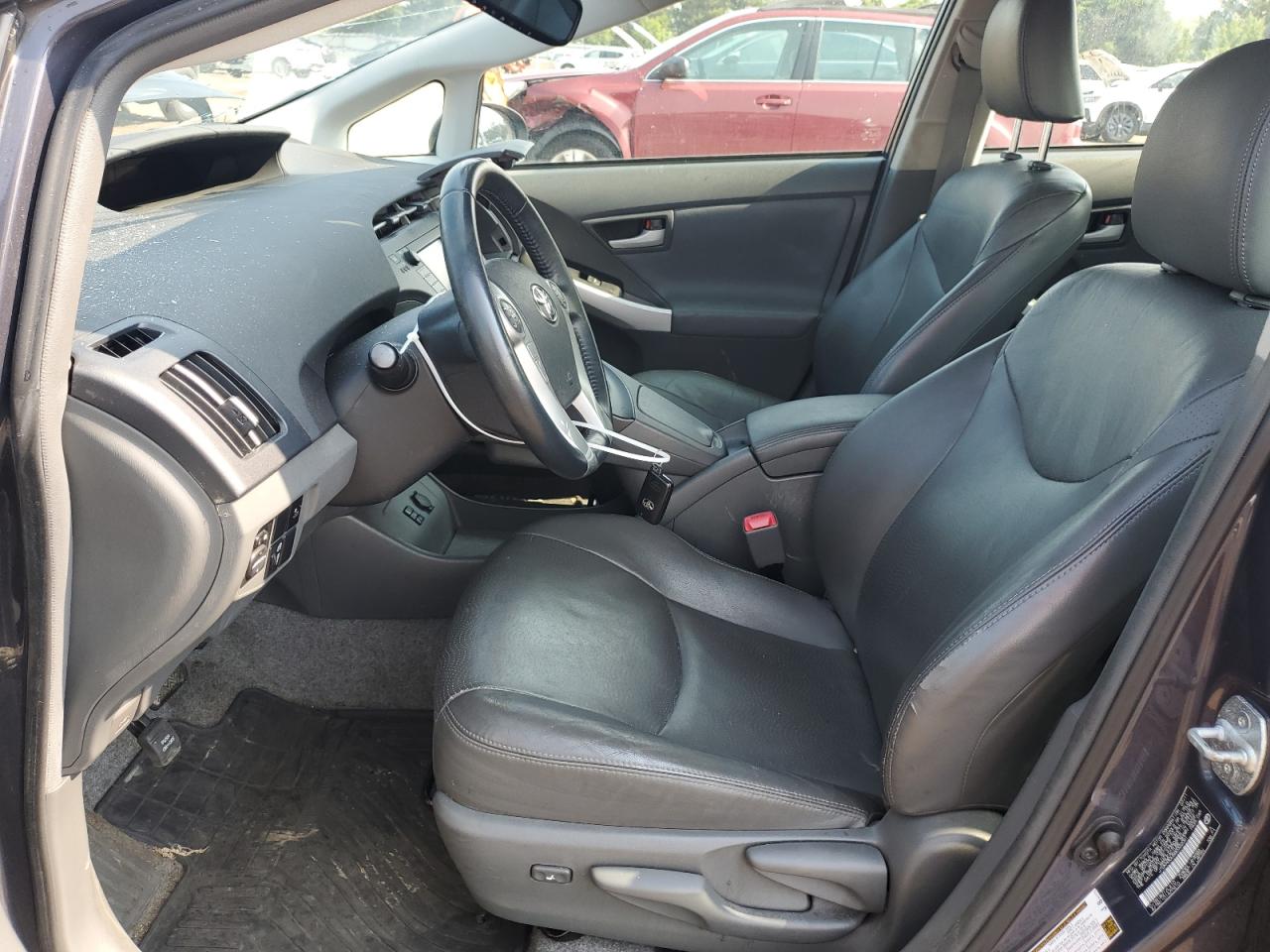 2011 TOYOTA PRIUS photo 13