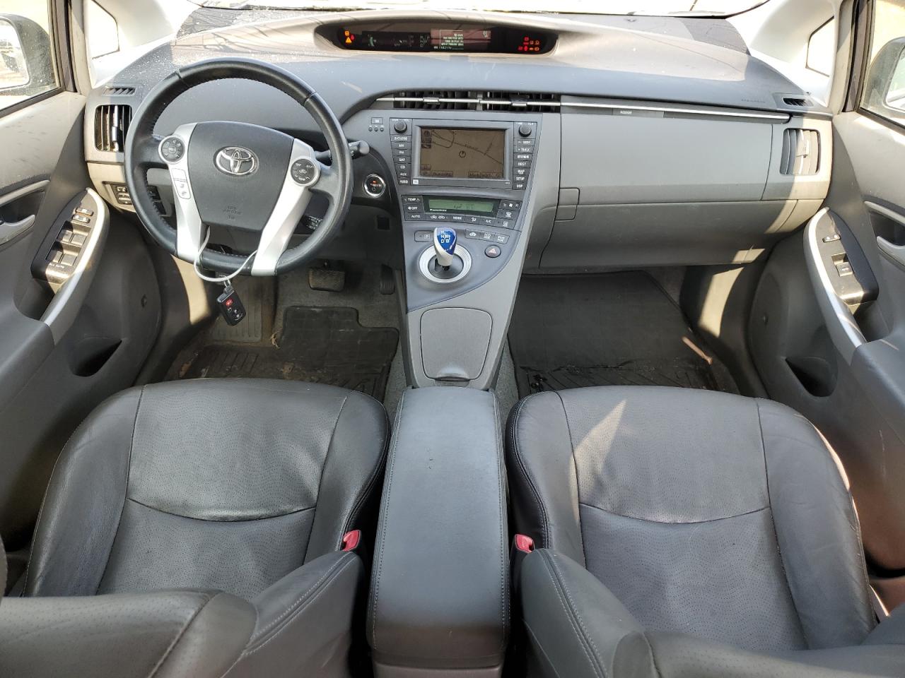 2011 TOYOTA PRIUS photo 15