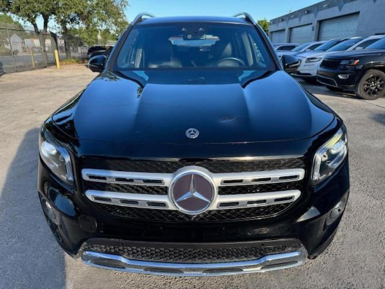 2020 MERCEDES-BENZ GLB 250 photo 5