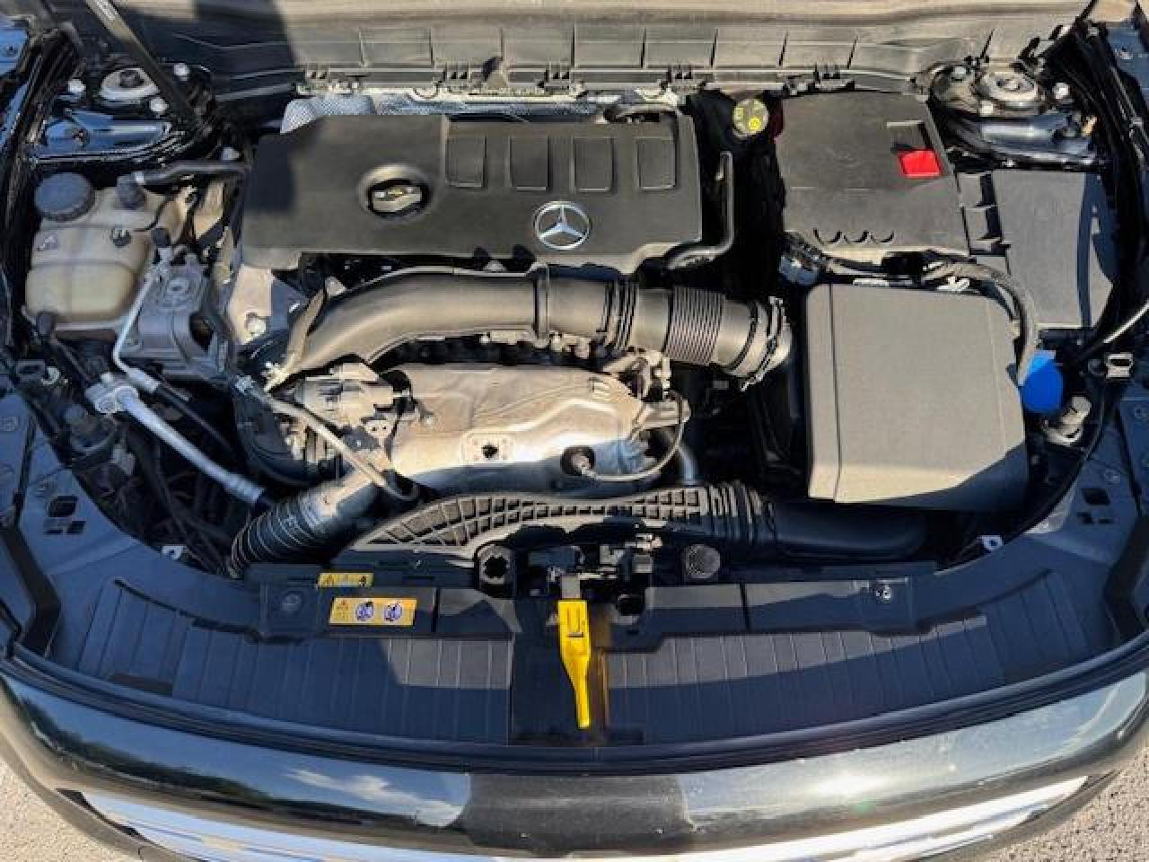 2020 MERCEDES-BENZ GLB 250 photo 14