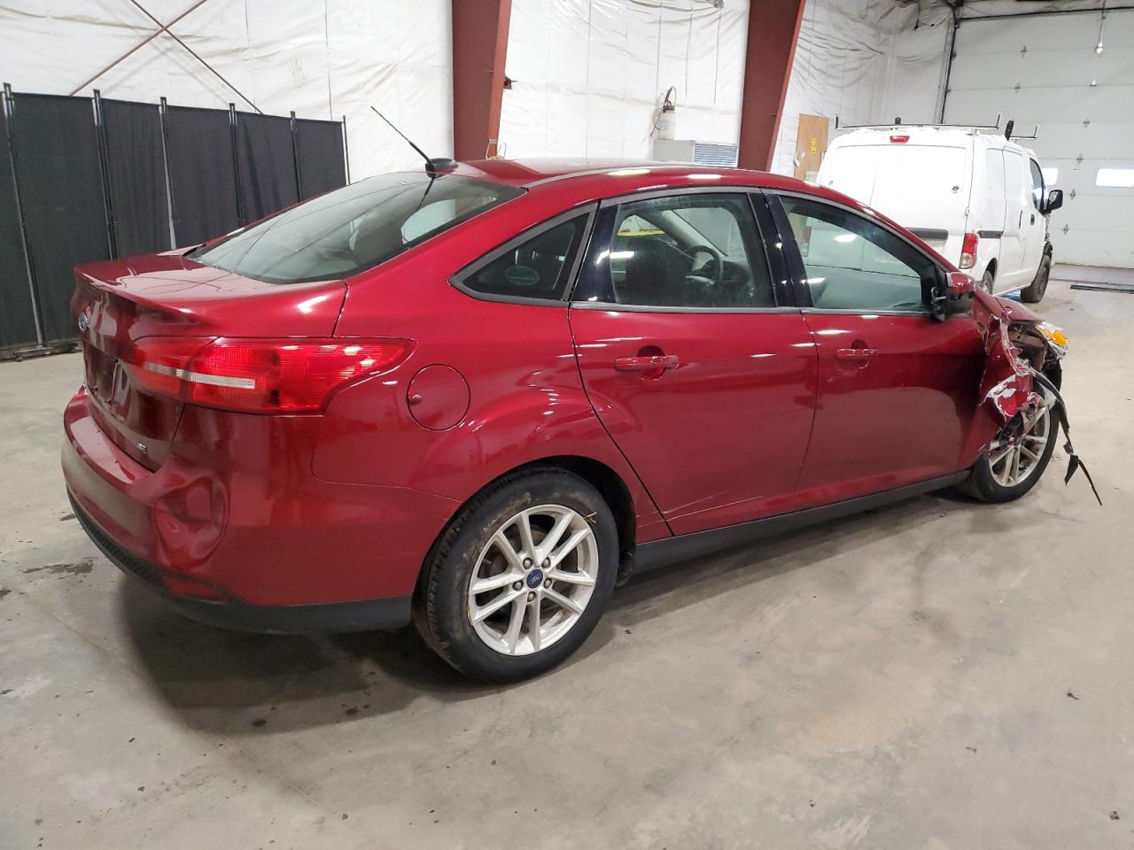 2017 FORD FOCUS SE photo 7