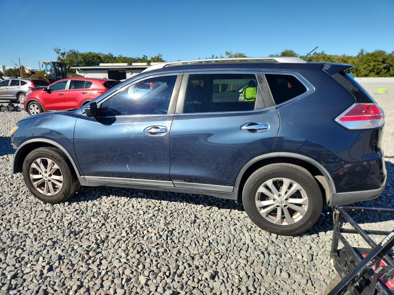 2016 NISSAN ROGUE S photo 3