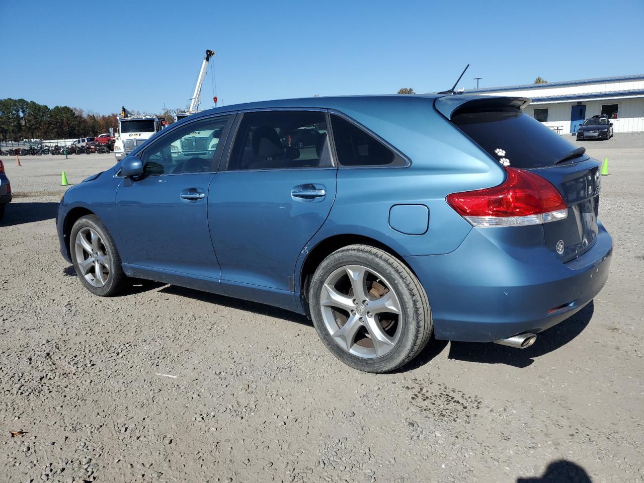 2009 TOYOTA VENZA photo 2