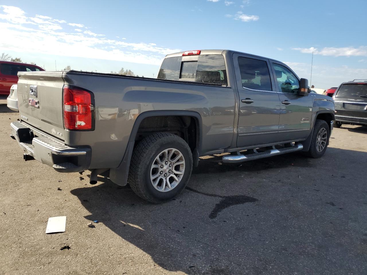 2017 GMC SIERRA K1500 SLE photo 3