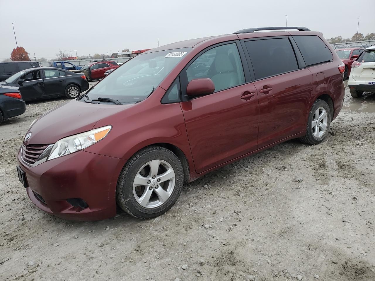 2015 TOYOTA SIENNA