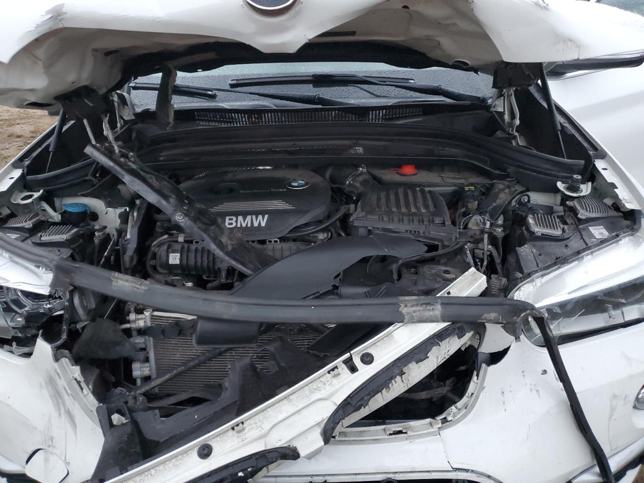 2016 BMW X1 XDRIVE28I photo 12