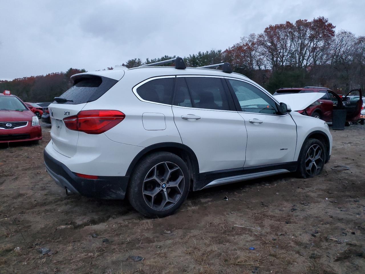 2016 BMW X1 XDRIVE28I photo 3