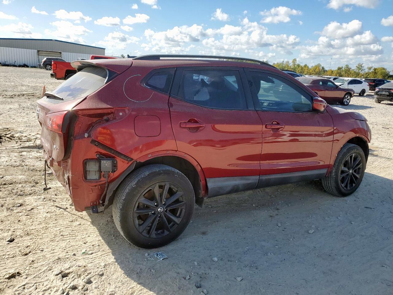 2019 NISSAN ROGUE SPORT S photo 3