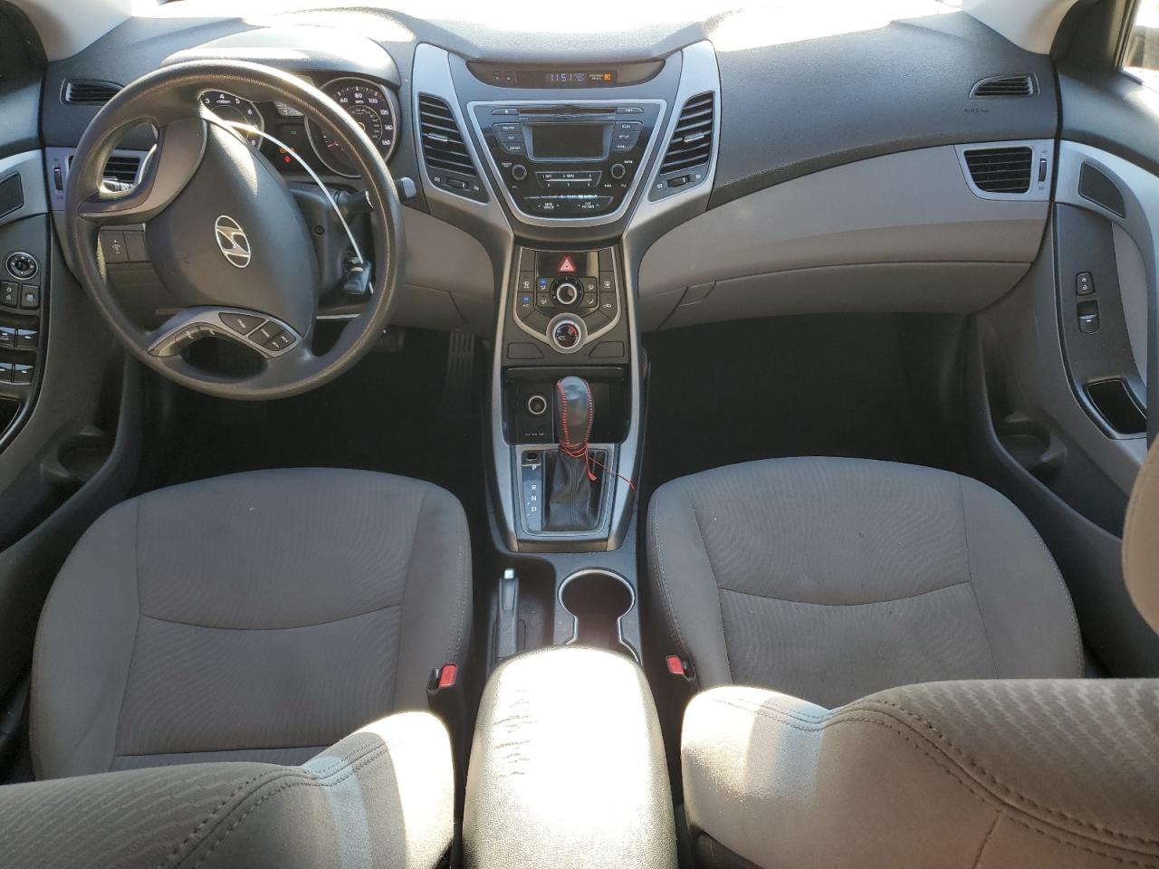 2016 HYUNDAI ELANTRA SE photo 15