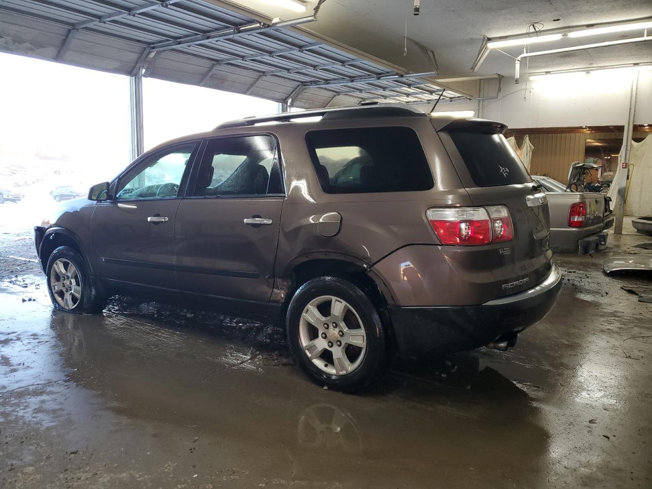 2009 GMC ACADIA SLE photo 3