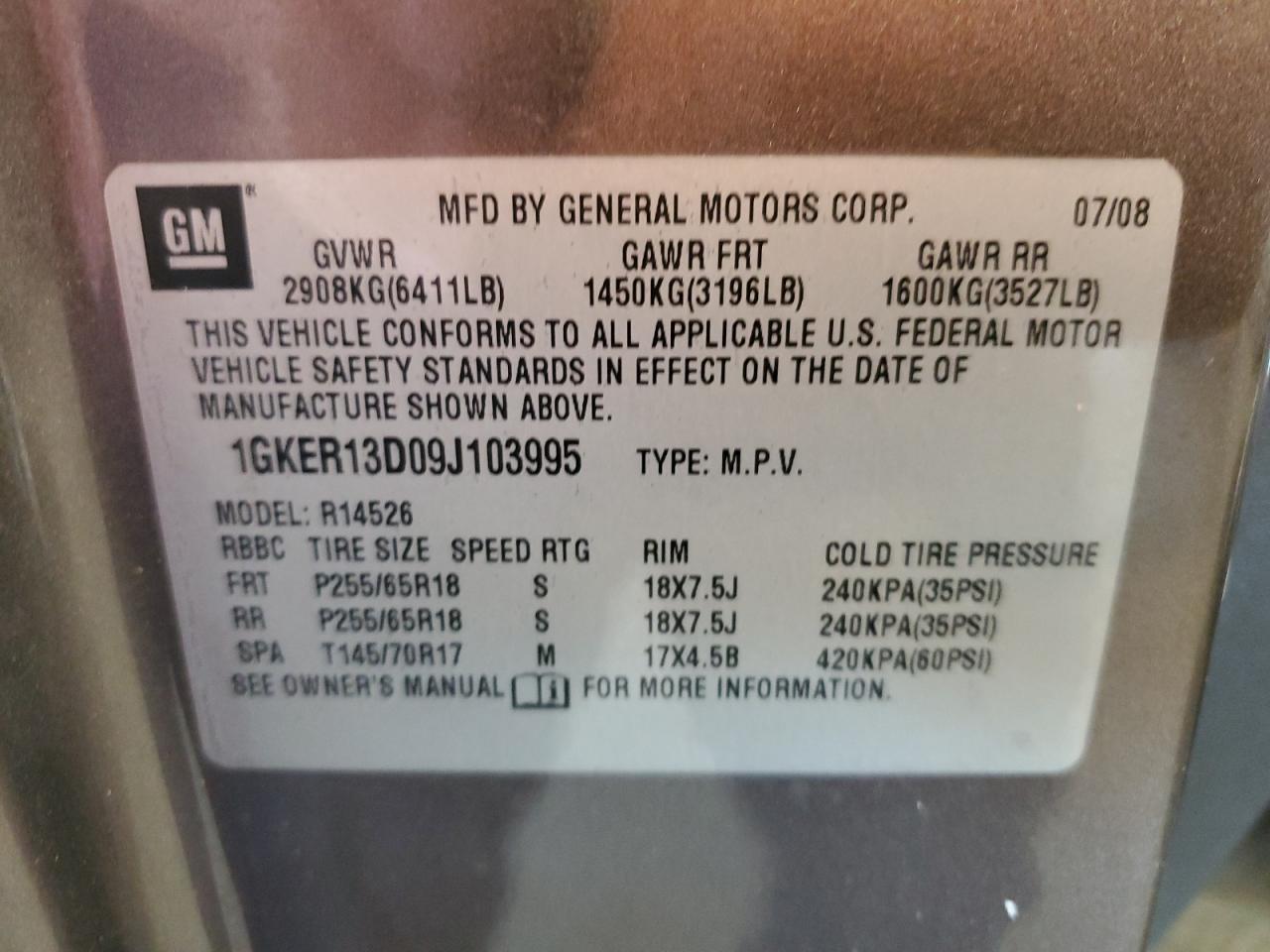 2009 GMC ACADIA SLE photo 25