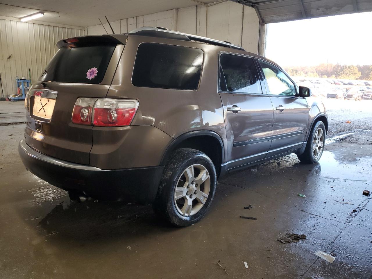 2009 GMC ACADIA SLE photo 5